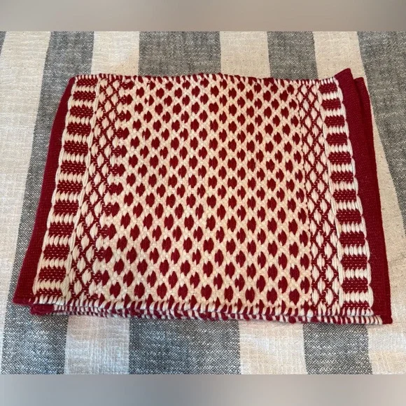 Set of 6 Crate&Barrel Red and White Wool Braided Placemats-Nordic Sweater